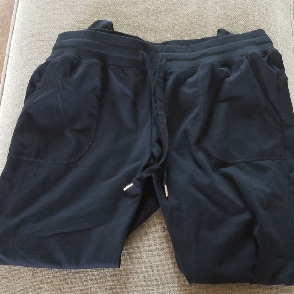Zyia unwind joggers